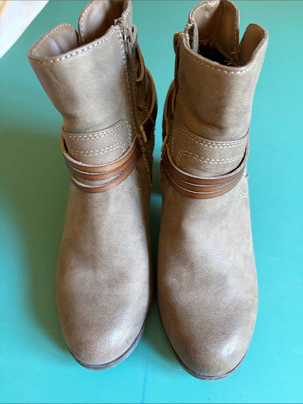 Madden Girl Denice Taupe Ankle Booties with Brown Wrap Straps. Size 6.5.